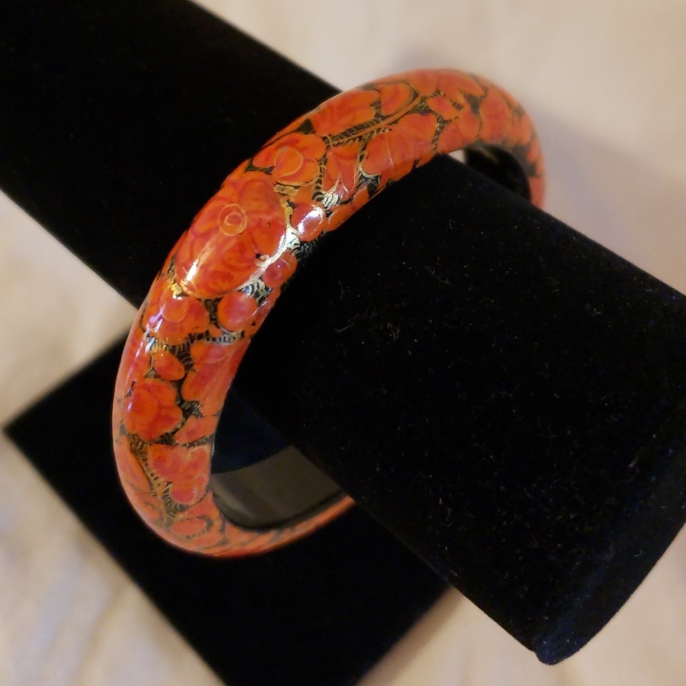 VTG Hand Painted Laquered Boho Wood Bangle